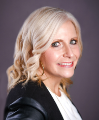 photo of Lisa Edwards