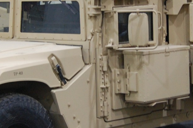 Photo of humvee