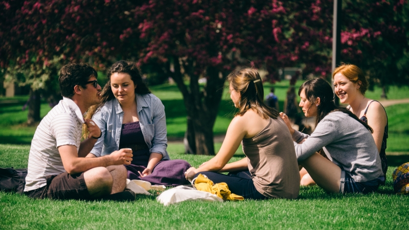 Augustana College: Students on the lawn